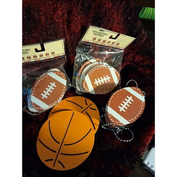 Football tailgate banners/2 basketball decorations - Picture 1 of 4